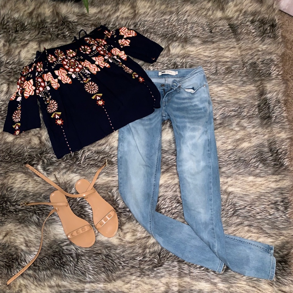 Women’s top!